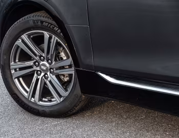 Cadillac Lyriq Luxury [China] '2022–pr.