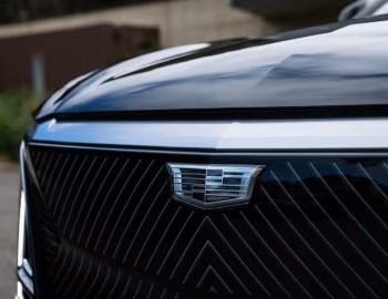 Logotipo Cadillac Lyriq Luxury [Australia] '2025–pr.