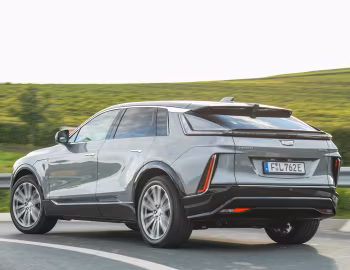 Cadillac Lyriq Luxury [EU-spec] '2023–pr.