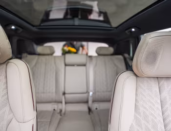 Interior Cadillac Lyriq Luxury [EU-spec] '2023–pr.