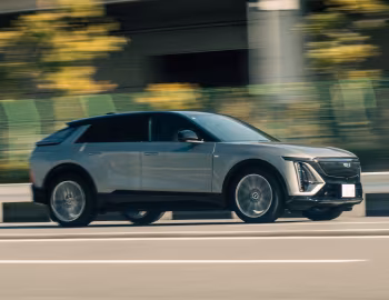Cadillac Lyriq Sport [Japan] '2025–pr.