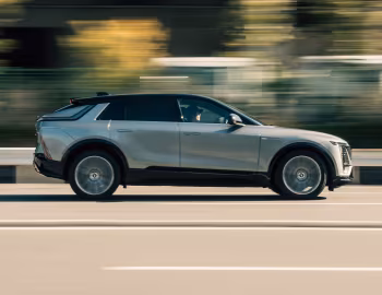 Cadillac Lyriq Sport [Japan] '2025–pr.