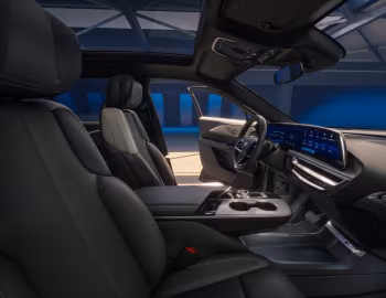 Interior 2024–pr. Cadillac Lyriq Tech [North America] '03.2023–pr.