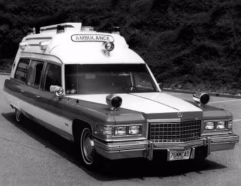1976 Miller-Meteor Lifeliner Ambulance (6D Z90)