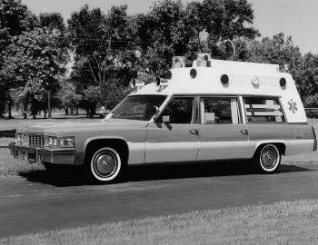 1977 Miller-Meteor Lifeliner Ambulance (6D Z90)