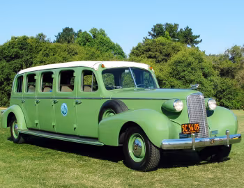 1937 Miller-Cadillac V8 Series 37-75 Sightseeing Bus