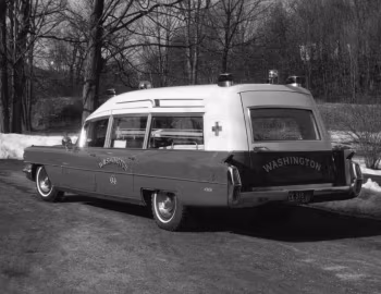1964 Miller-Meteor Volunteer Ambulance (63-67Z 6890Z)