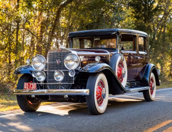 1930 Cadillac V16 452 Club Sedan by Fleetwood (4361-S)