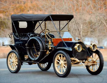 1910 Cadillac Model 30 2-door Demi-Tonneau