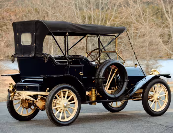 1910 Cadillac Model 30 2-door Demi-Tonneau