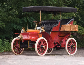 1904 Cadillac Model B Surrey