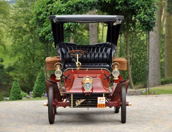 1904 Cadillac Model B Surrey