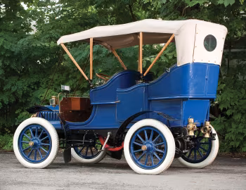 1905 Cadillac Model F Touring