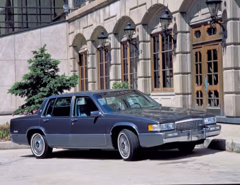 1989–90 Cadillac Sedan de Ville