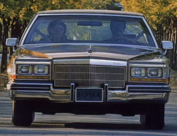 1982 Cadillac Sedan de Ville (6C-D69) '09.1981–82