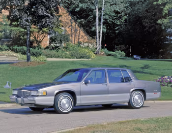 1989–90 Cadillac Sedan de Ville