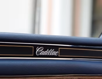 1984 Cadillac Sedan de Ville (6D-M69) '09.1983–84