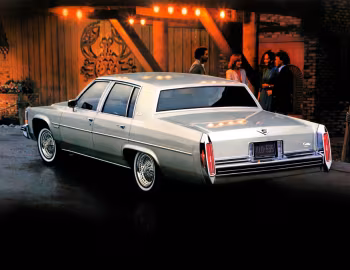 1983 Cadillac Sedan de Ville (6C-D69) '09.1982–83