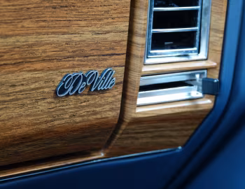 1984 Cadillac Sedan de Ville (6D-M69) '09.1983–84