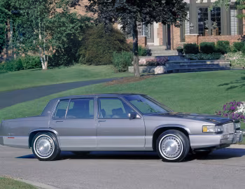 1989–90 Cadillac Sedan de Ville
