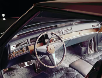 Panel frontal 1976 Cadillac Sedan de Ville (D49)