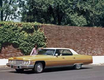 1974 Cadillac Sedan de Ville (D49/B)
