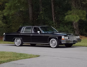 1984 Cadillac Sedan de Ville (6D-M69) '09.1983–84