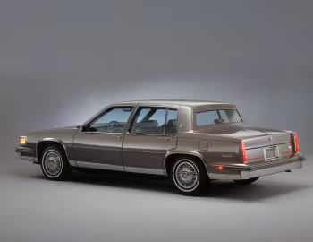 1986 Cadillac Sedan de Ville (6C D69)