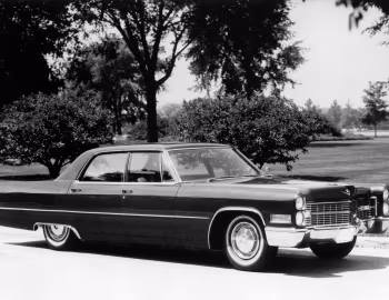 1966 Cadillac Sedan de Ville (68369-L)