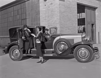 1930 Cadillac Series 353 V8 Transformable Limousine Brougham by Fleetwood (3991)