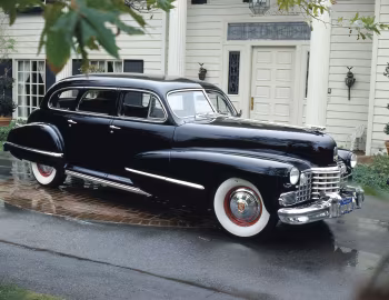 1942 Cadillac Series 67 Imperial by Fisher (42-6733)