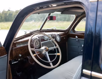 Panel frontal 1942 Cadillac Series 67 7-passenger Sedan by Fisher (42-6723)