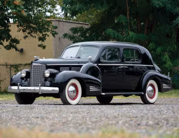 1938 Cadillac Series 75 Town Sedan by Fleetwood (38-7539)