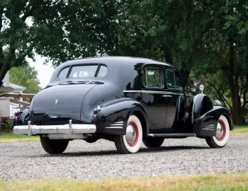 1938 Cadillac Series 75 Town Sedan by Fleetwood (38-7539)