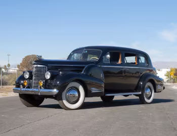 1939 Cadillac Series 90 V16 7-passenger Imperial Touring Sedan by Fleetwood (39-9033)