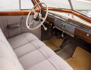 Interior 1939 Cadillac Series 90 V16 7-passenger Sedan by Fleetwood (39-9023) '10.1938–39