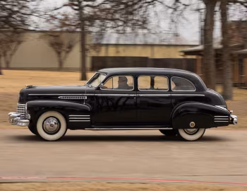 1942 Cadillac-Fleetwood Seventy-Five 5-passenger Sedan (42-7519F) '09.1941