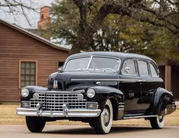 1942 Cadillac-Fleetwood Seventy-Five 5-passenger Sedan (42-7519F) '09.1941