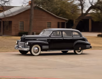 1942 Cadillac-Fleetwood Seventy-Five 5-passenger Sedan (42-7519F) '09.1941