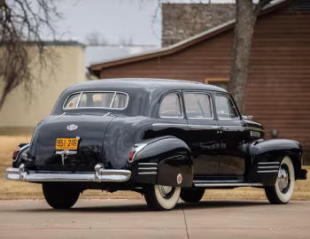 1942 Cadillac-Fleetwood Seventy-Five 5-passenger Sedan (42-7519F) '09.1941