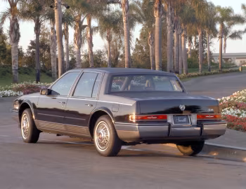 1986–87 Cadillac Seville Elegante (6K S69)