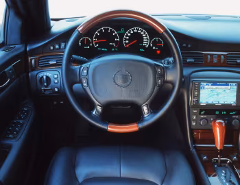 Panel frontal Cadillac Seville STS [Worldwide] '1998–2004