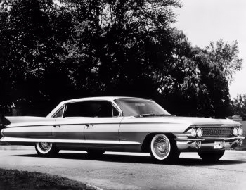 1961 Cadillac Sixty-Two 6-window Hardtop Sedan (6229K)