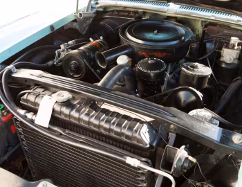 Bajo el capó 1958 Cadillac Sixty-Two Hardtop Coupe (6237)