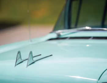 Mascota 1957 Cadillac Sixty-Two Hardtop Sedan (6239)