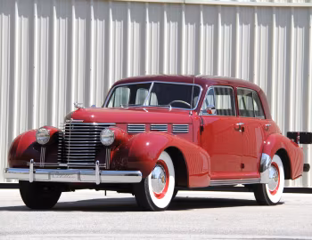 1938 Cadillac Sixty Special Sedan (6019S)