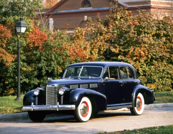 1938 Cadillac Sixty Special Sedan (6019S)