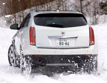 Cadillac SRX [Japan] '2012–16