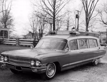 1962 Superior-Cadillac Ambulance (62-68 6890)
