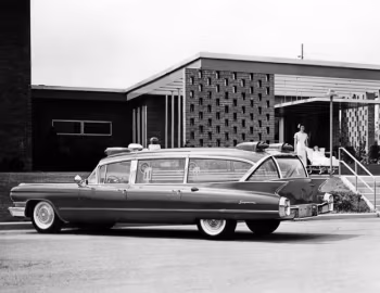 1960 Superior-Cadillac Royale Ambulance (60-68 6890)